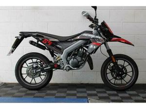 APRILIA SX 50 SUPER MOTO PETROL MANUAL EURO 4 (2 PS) *** NATIONWIDE DELIVERY *** 50 CC