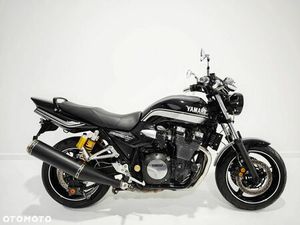 YAMAHA XJR