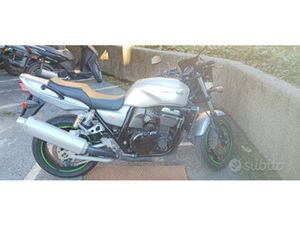 KAWASAKI ZRX 1100