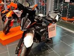 KTM 890 SMT