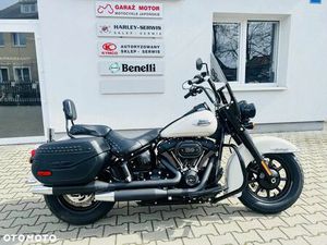 HARLEY-DAVIDSON SOFTAIL HERITAGE CLASSIC