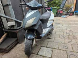 KEEWAY MATRIX 50 SNOR SCOOTER 2 TAKT 2015 — SCOOTERS | YAMAHA — MARKTPLAATS