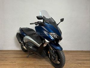YAMAHA - TMAX