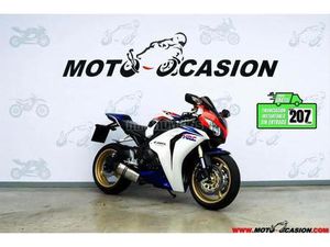 HONDA - CBR 1000RR FIREBLADE