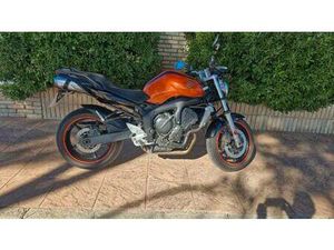 YAMAHA - FZ6