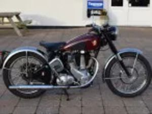 BSA B-31 CLASSIC BIKE
