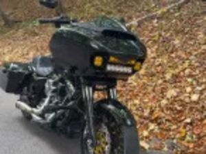 HARLEY-DAVIDSON FLTRXS ROAD GLIDE SPECIAL