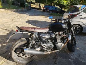 TRIUMPH SPEED TWIN 1200