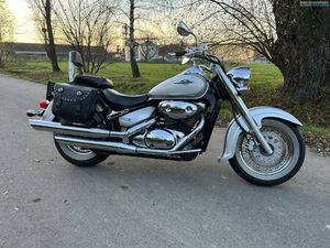 SUZUKI INTRUDER C 800