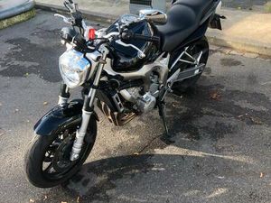 YAMAHA FZ6-N – GEPFLEGT, ZUVERLÄSSIG, BEREIT FÜR DIE NÄCHSTE SAIS