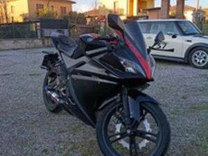 YAMAHA YZF-R 125