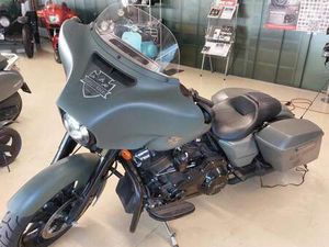 STREET GLIDE SPECIAL