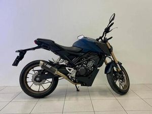 ② HONDA CB125R (ANNÉE DE CONSTRUCTION 2023)