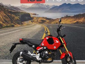 ② HONDA MSX 125 GROM (ANNÉE DE CONSTRUCTION 2023)