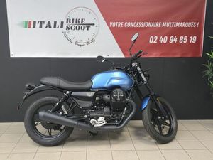 MOTO GUZZI V7 STONE 2025 850 CM3 | MOTO CUSTOM | 151 KM | BLEU | 44400 REZE