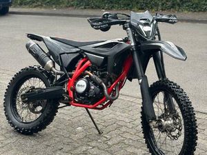 BETA RR 125 LC 2021 (FRISCHER TÜV)
