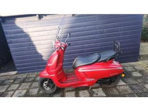PEUGEOT DJANGO — SCOOTERS | PEUGEOT — MARKTPLAATS