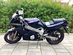 YAMAHA FZR 600 3HE KLASSIKER MIT POTENZIAL