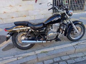 SUZUKI - MARAUDER 250