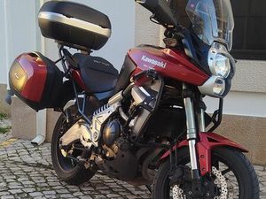 KAWASAKI VERSYS 650 ALENQUER (SANTO ESTÊVÃO E TRIANA)
