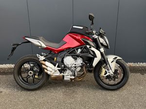 B3 BRUTALE 800