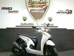 HONDA SH 350I - 2024 (SOLI 4900 KM)