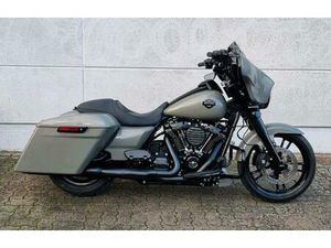 HARLEY DAVIDSON STREET GLIDE 2019 ☆ TRAUMHAFT ☆ M8 TÜV NEU ROAD