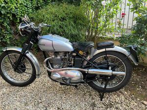 TRIUMPH TR5 TROPHY AVEC RACING KIT T100 DE 1952 À VENDRE - MOTO ANCIENNE DE COLLECTION
