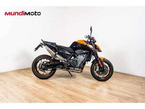 KTM 890 DUKE