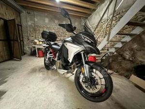 1200 V4 S RADAR TRAVEL