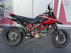 2010 DUCATI HYPERMOTARD 1100 EVO SP