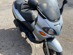 PIAGGIO X9 →