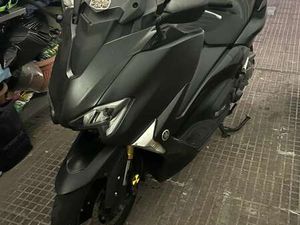 YAMAHA TMAX 530 NERO