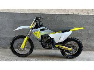 VENDO HUSQVARNA FC 250 (2024) USATA A MASLIANICO (CODICE 9880090) - MOTO.IT
