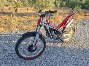 MOTA TRIAL BETA EVO 80 CC SENIOR E JUNIOR SERPINS