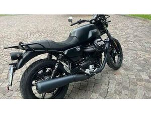 VENDO MOTO GUZZI V7 STONE (2021 - 24) USATA A TORINO (CODICE 9880021) - MOTO.IT