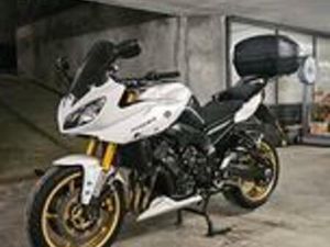 YAMAHA FAZER 800 + BAULETTO