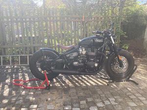 TRIUMPH TRIUMPH BOBBER BLACK
