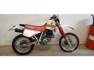 YAMAHA TT 600