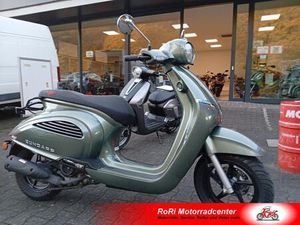 ZÜNDAPP BELLA R 50 (* ERST 1.335 KM *)