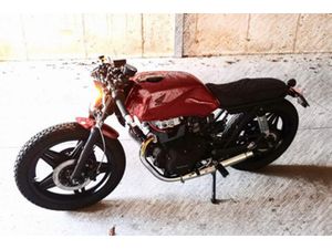 CAFÈ RACER HONDA CB400N &APOS;84