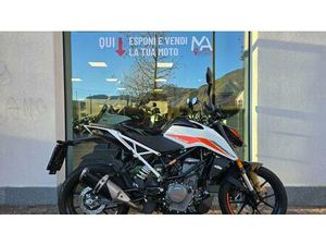 VENDO KTM 390 DUKE (2021 - 23) USATA A BOLZANO/BOZEN (CODICE 9880463) - MOTO.IT
