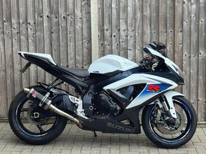 SUZUKI GSX-R750 749 CC