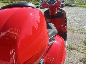 VESPA GTS SUPER 300 SUPER GTS 300