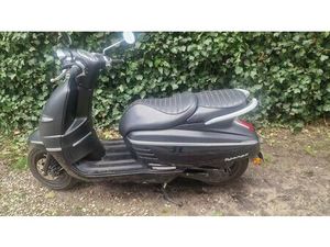 PEUGEOT DJANGO 50 CC JÓZEFÓW KOLONIA BLOTNA