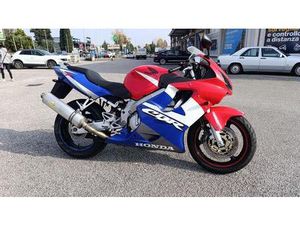 VENDO HONDA CBR 600 F (2001 - 06) USATA A CONEGLIANO (CODICE 9879974) - MOTO.IT