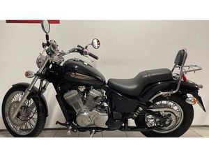 VENDO HONDA VT 600 C SHADOW (1989 - 98) USATA A OLGIATE COMASCO (CODICE 9880137) - MOTO.IT