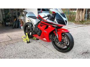 VENDO HONDA CBR 600 RR (2007 - 08) USATA A DARFO BOARIO TERME (CODICE 9880265) - MOTO.IT