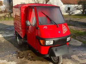 VESPA APE 50 PIZZA MOBIL