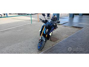 SUZUKI GSX S 1000